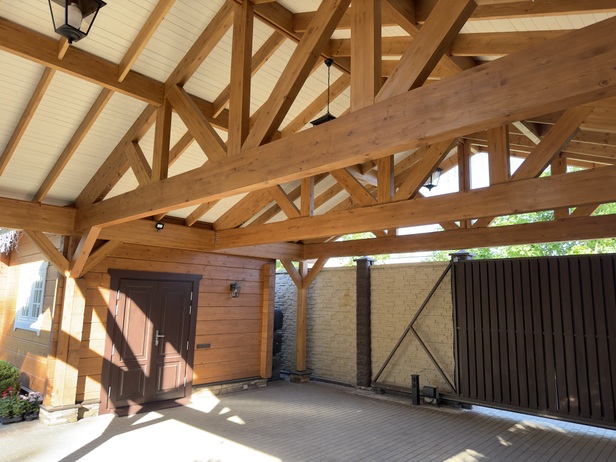 Фото Навес для автомобиля с хозблоком