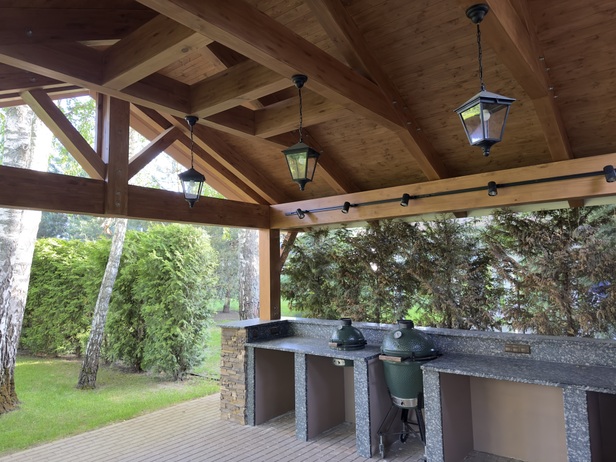 Фото Домик-барбекю